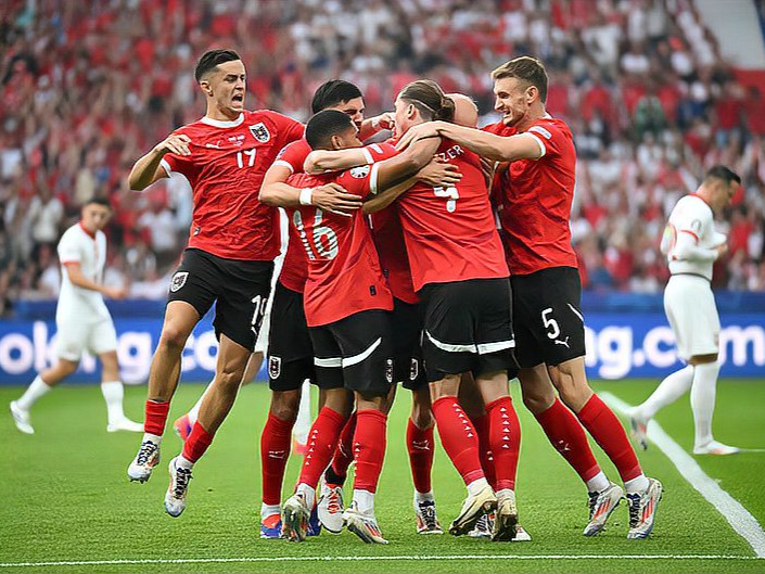 PG在线网站-加拿大篮球联赛各队实力对比，激战正酣