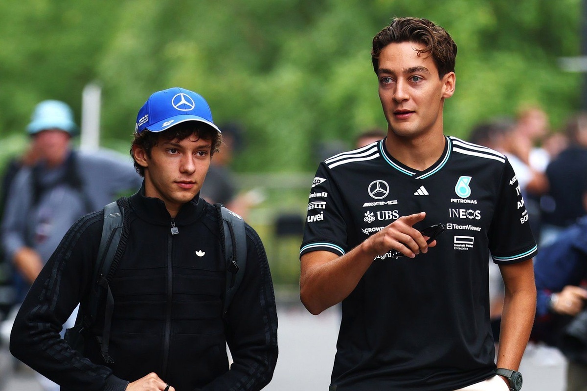 PG电子线上登入-关于雷诺车队鏖战梅赛德斯，拉塞尔关键制胜的信息